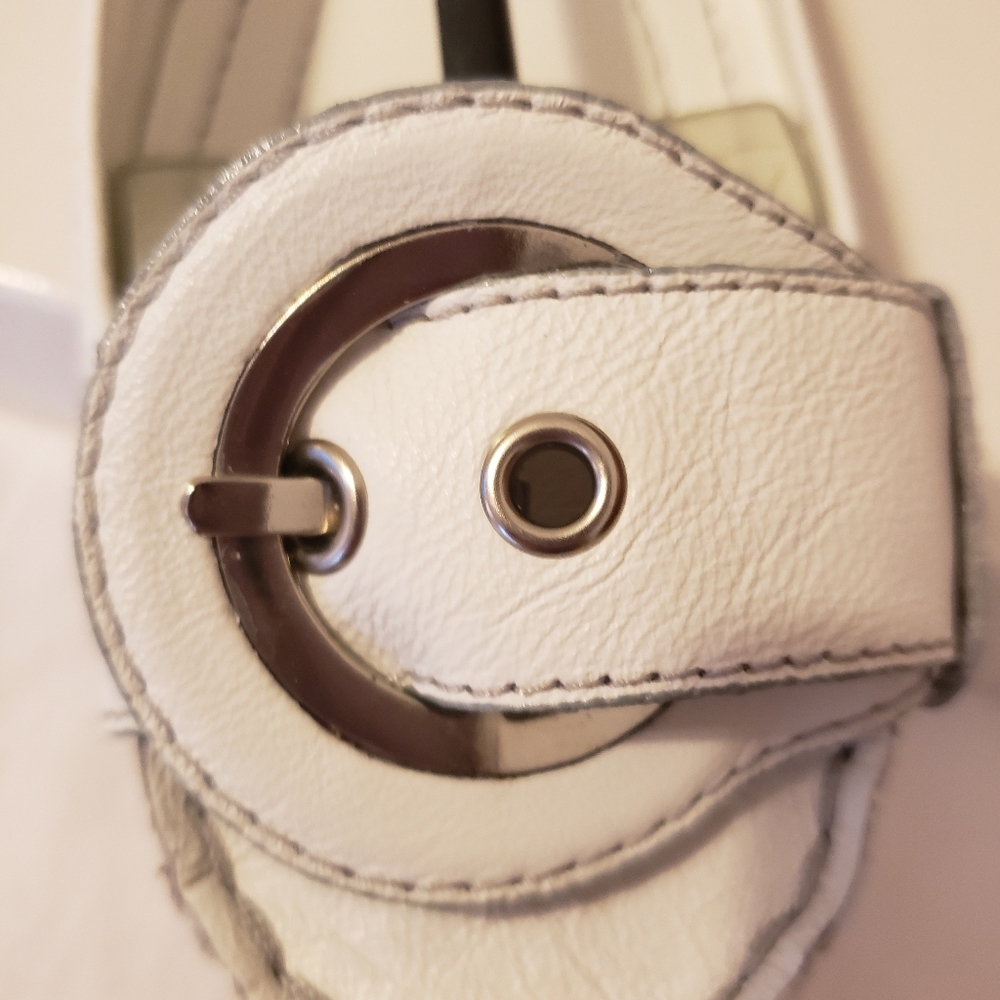 Shoes - Picture 3 of 5